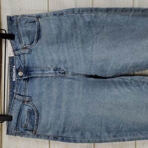𝅺sonoma High Rise Straight Crop Jeans Lighter Wash, Size 10